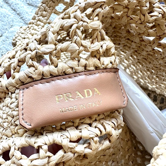 Prada crochet tote bag - Picture 8 of 11